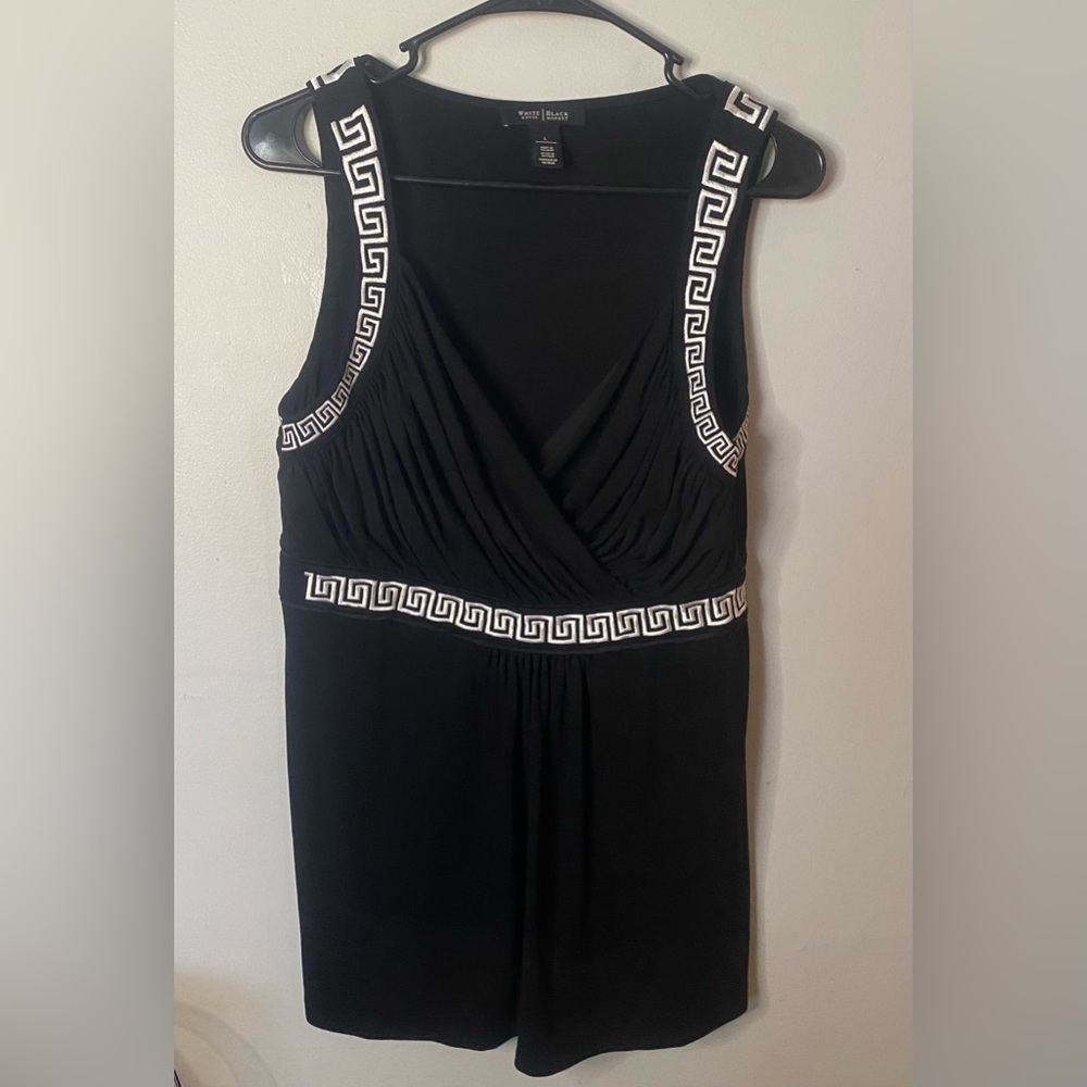 White House Black Market tank